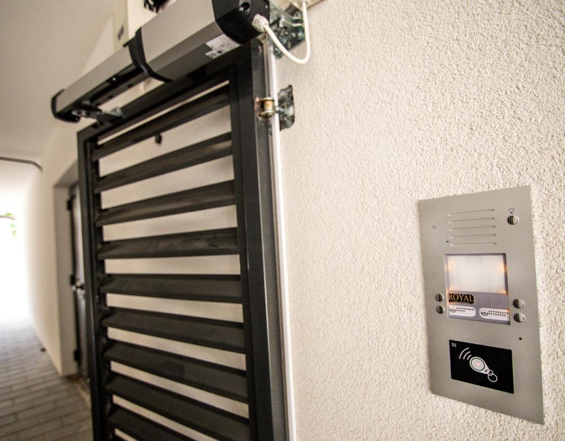 Royal Luxury Apartment Vrsac Dış mekan fotoğraf